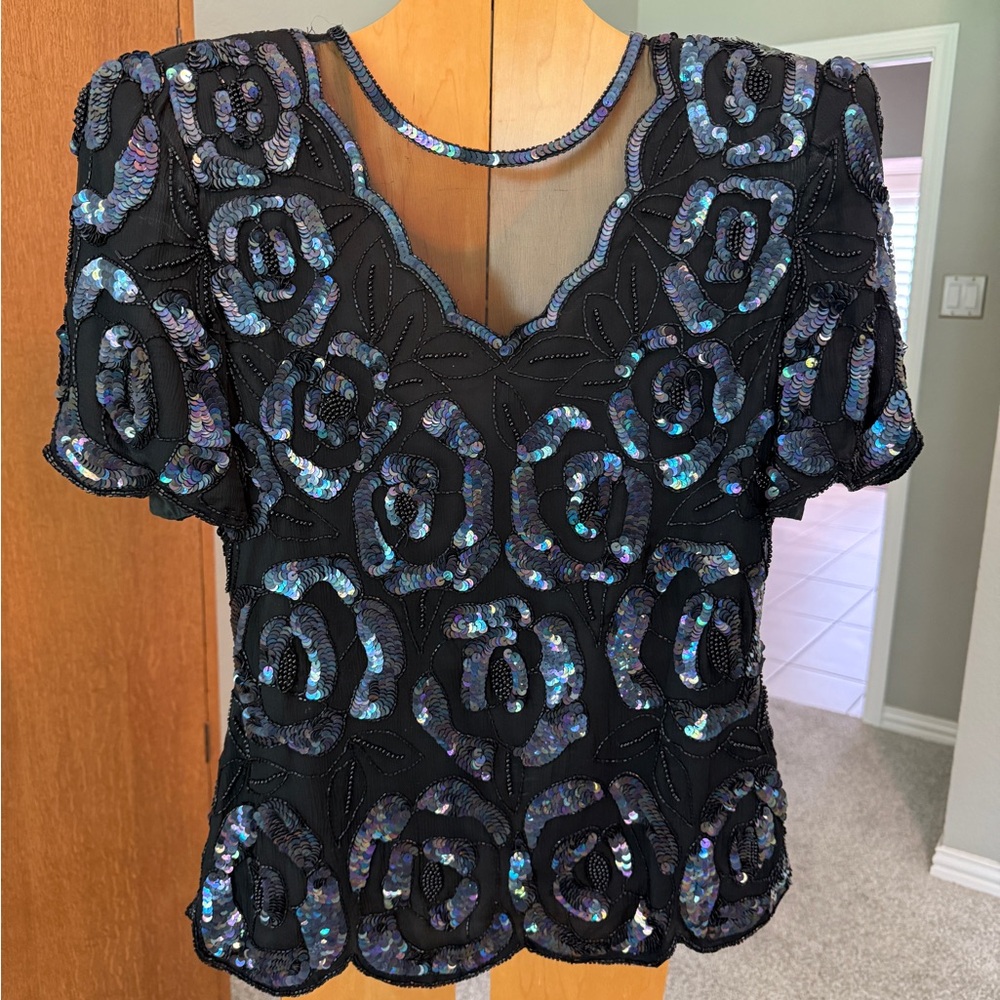 Laurence Kazar Black and Blue Cap Sleeve, Scallop Edge, Sequin Blouse